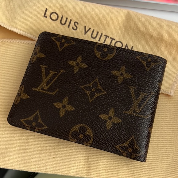 Louis Vuitton Multiple Wallet - Picture 4 of 8